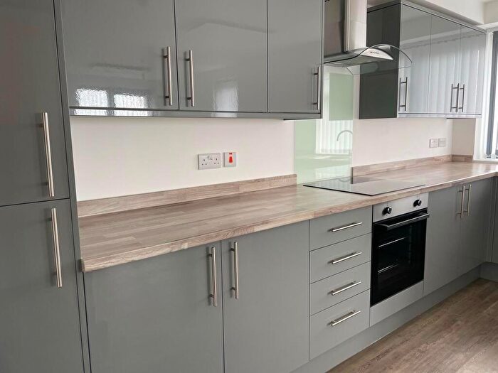 2 Bedroom Flat To Rent In Church Road, Liverpool, Merseyside, L22