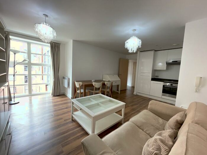 2 Bedroom Apartment To Rent In Quadrangle (Lo), Lower Ormond Street, M1