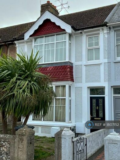 1 Bedroom Flat To Rent In Canterbury Road, Worthing, BN13