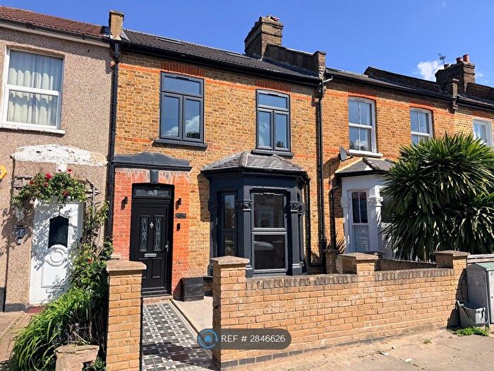 4 Bedroom Terraced House To Rent In Killearn Road, London, SE6