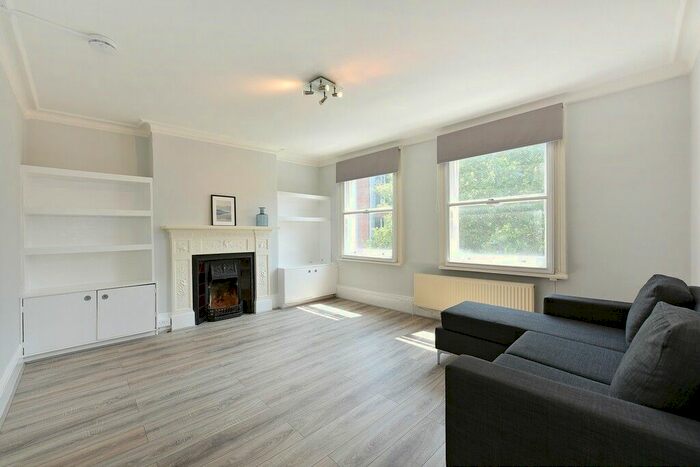 3 Bedroom Flat To Rent In Hurlingham Mansions, New Kings Road, SW6