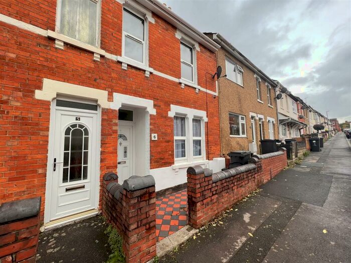 2 Bedroom Terraced House To Rent In Dryden Street, Swindon, SN1