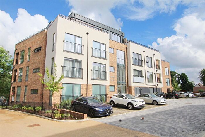 1 Bedroom Flat To Rent In Hurricane House, Kenley Place, Uxbridge, UB10