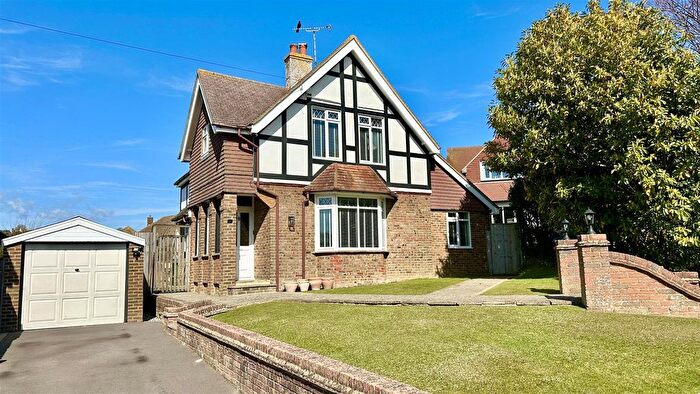 4 Bedroom Detached House For Sale In Hever Crescent, Bexhill-On-Sea, TN39