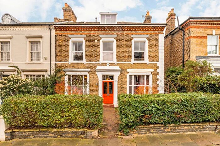 5 Bedroom Property For Sale In Beacon Hill, Hillmarton Conservation Area, N7