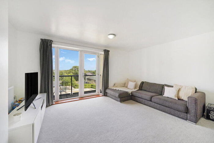 2 Bedroom Flat For Sale In Peacock Close, Millbrook Park, NW7
