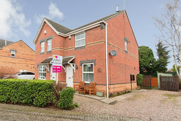 2 Bedroom Semi Detached House For Sale In The Courtyard, Pontefract, WF8