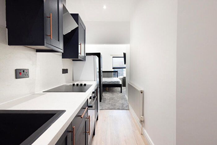 Studio To Rent In Park Road, Bedworth, CV12