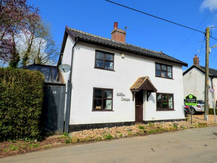 3 Bedroom Cottage For Sale In The Street, Rockland All Saints, Attleborough, NR17