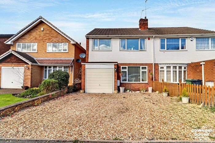 3 Bedroom Semi Detached House For Sale In Chapel Street, Pelsall, WS3
