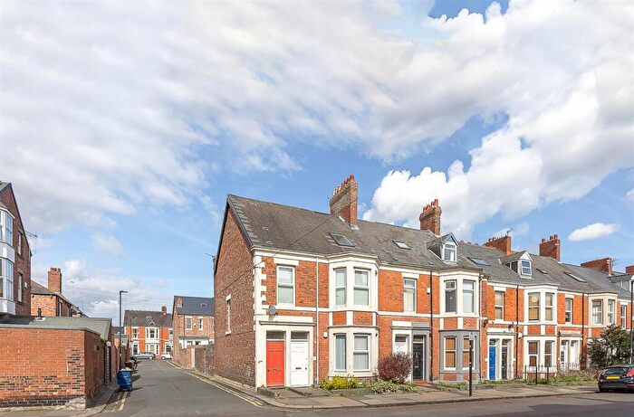 2 Bedroom Flat To Rent In Forsyth Road, Jesmond, Newcastle Upon Tyne, NE2