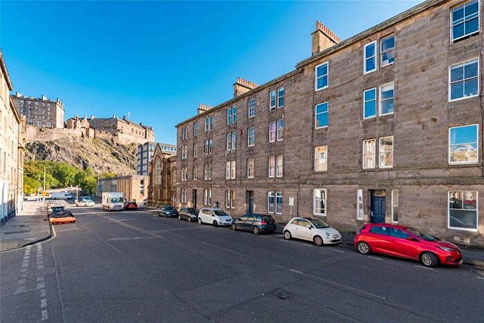 1 Bedroom Apartment For Sale In Spittal Street, Edinburgh, Midlothian, EH3