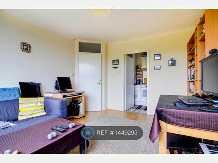 1 Bedroom Flat To Rent In Melisa Court, London, N6