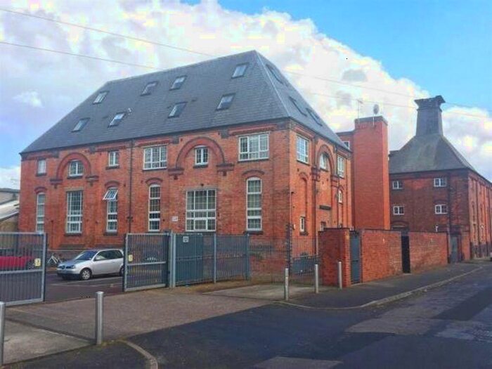 1 Bedroom Apartment To Rent In Burgess Mill, Derby, DE22