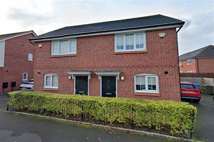 2 Bedroom Semi-Detached House To Rent In Paprika Drive, L11