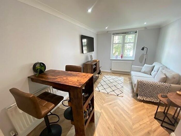 2 Bedroom Apartment To Rent In Albert Road, Stoke, Plymouth, PL2