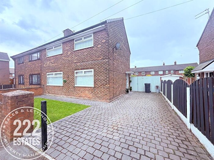 3 Bedroom Semi-Detached House For Sale In Norcott Drive, Burtonwood, Warrington, WA5