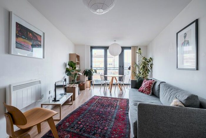1 Bedroom Flat To Rent In Actons Lock, Hackney, E2
