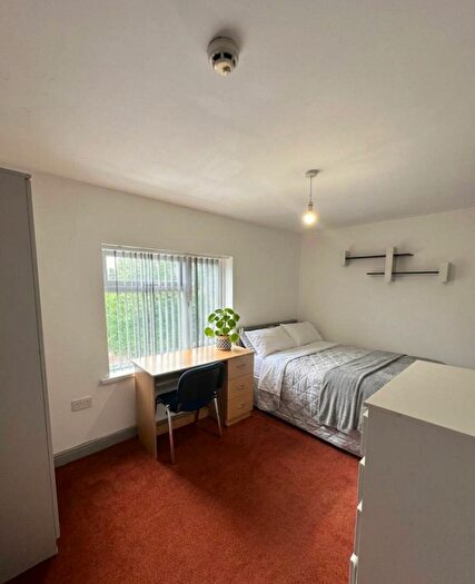1 Bedroom Terraced House To Rent In Elliott Villas, Coronation Road, Selly Oak, Birmingham, B29