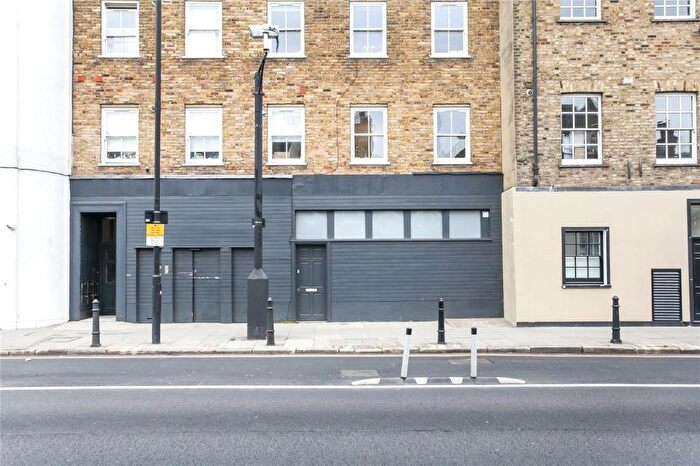 2 Bedroom Flat To Rent In Balls Pond Road (), Islington, N1