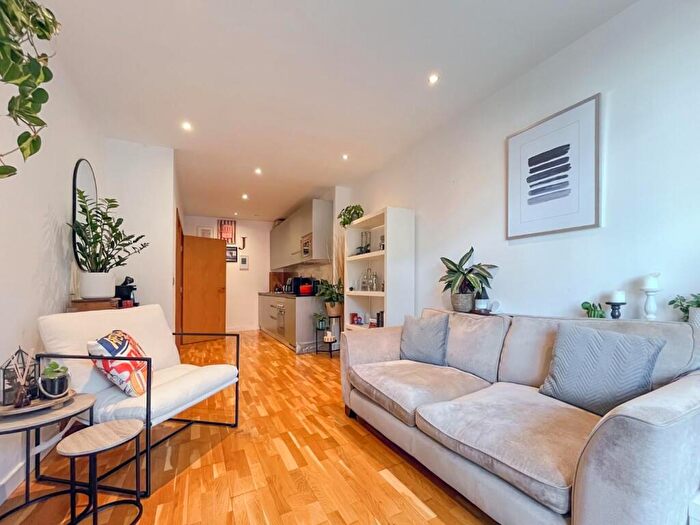 1 Bedroom Apartment To Rent In Roberts Wharf, Neptune Street, Leeds, LS9