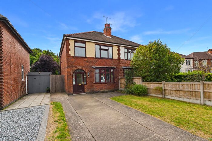 3 Bedroom Semi-Detached House For Sale In Beech Drive, Stretton, DE13