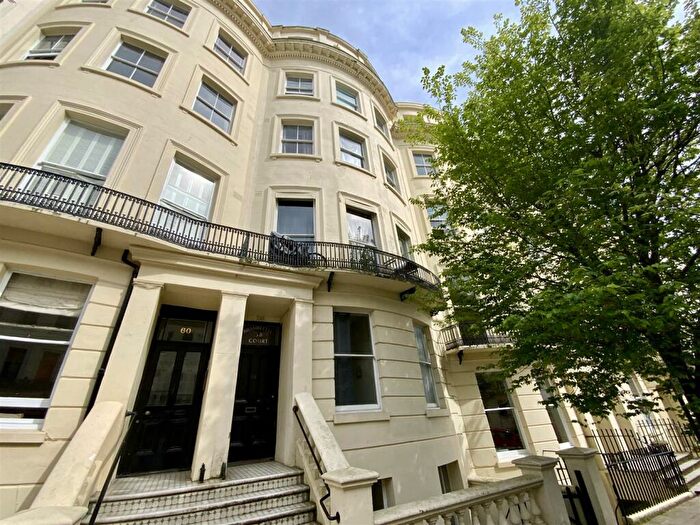 1 Bedroom Flat To Rent In Brunswick Place, Hove, BN3