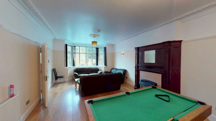 7 Bedroom House To Rent In Bristol Road, Edgbaston, B5