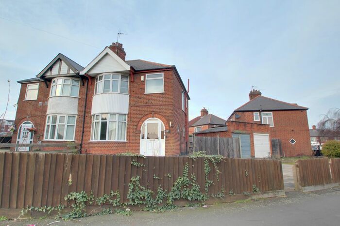 3 Bedroom Semi-Detached House To Rent In Henley Road, Leicester, LE3