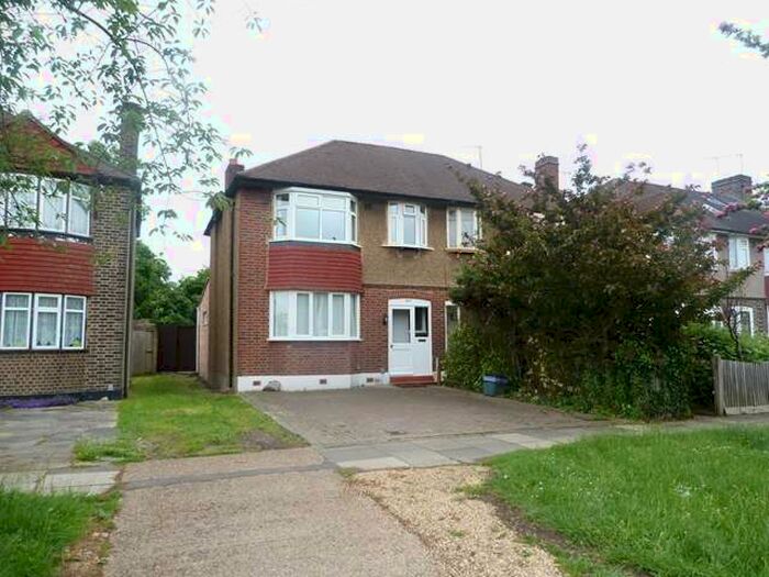 4 Bedroom Semi-Detached House To Rent In Hillcross Avenue, Lower Morden, London, SM4