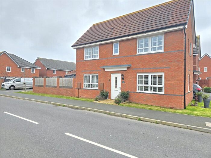 3 Bedroom Detached House For Sale In Rosings Drive, Tamworth, Staffordshire, B78