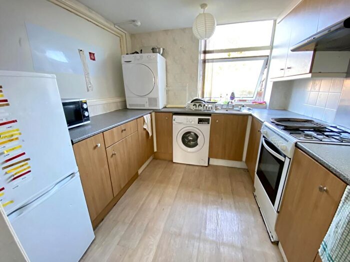 4 Bedroom Terraced House To Rent In Third Avenue, Bristol, BS7