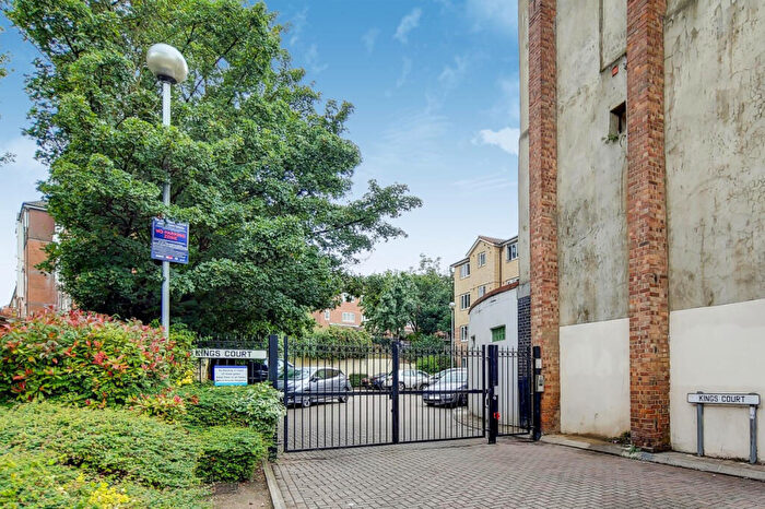 2 Bedroom Flat To Rent In Caledonian Road, Islington, N7