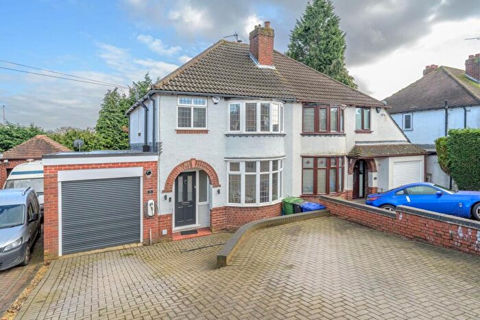 3 Bedroom Semi Detached House For Sale In Bath Street, Sedgley, DY3