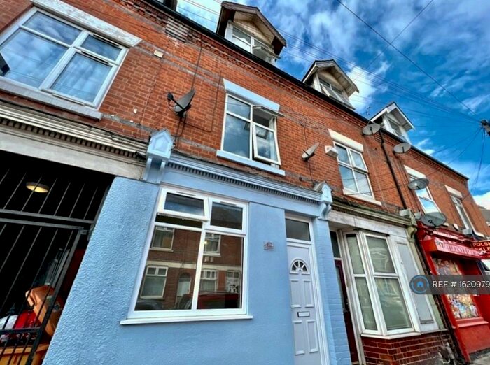 4 Bedroom Terraced House To Rent In Tudor Road, Leicester, LE3