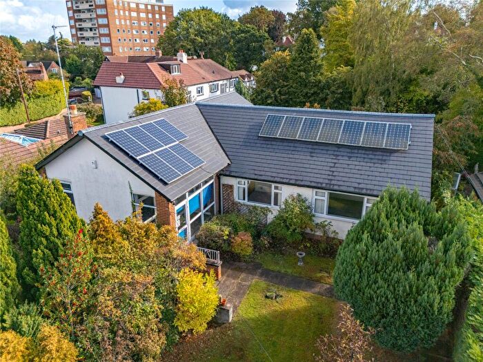 4 Bedroom Detached House For Sale In Primley Park Mount, Leeds, West Yorkshire, LS17