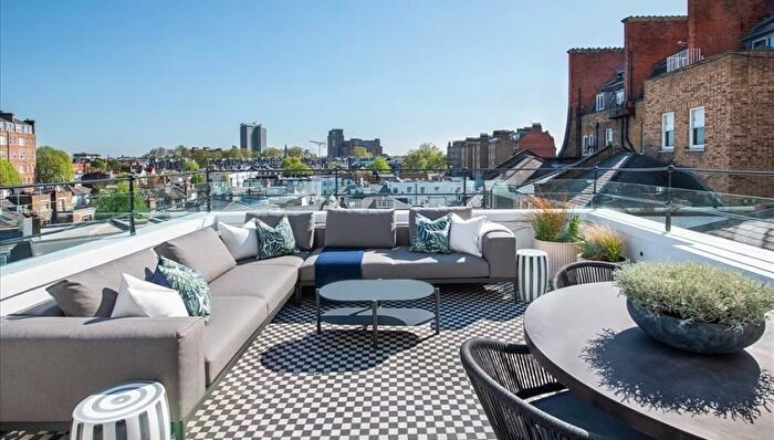 2 Bedroom Property To Rent In Prince Of Wales Terrace, London, W8