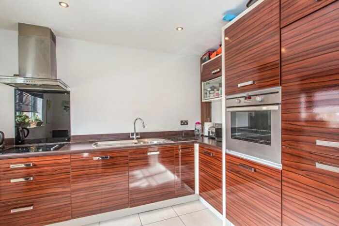 2 Bedroom Flat To Rent In Home Park Drive, Chorley, PR7