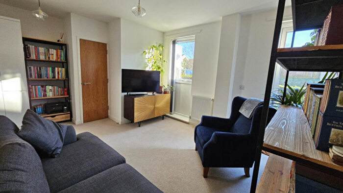 1 Bedroom Flat For Sale In Milton Avenue, Croydon, CR0
