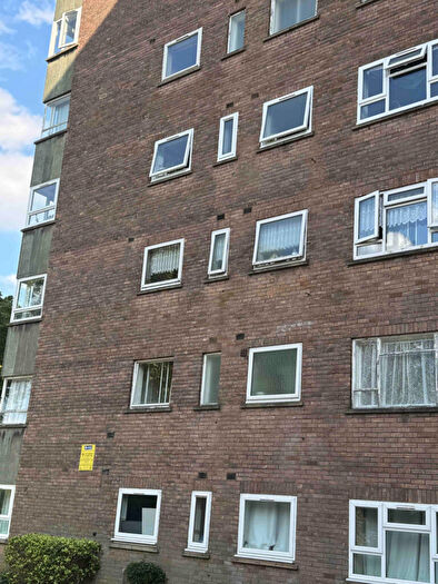 1 Bedroom Flat To Rent In Moseley Court, B13
