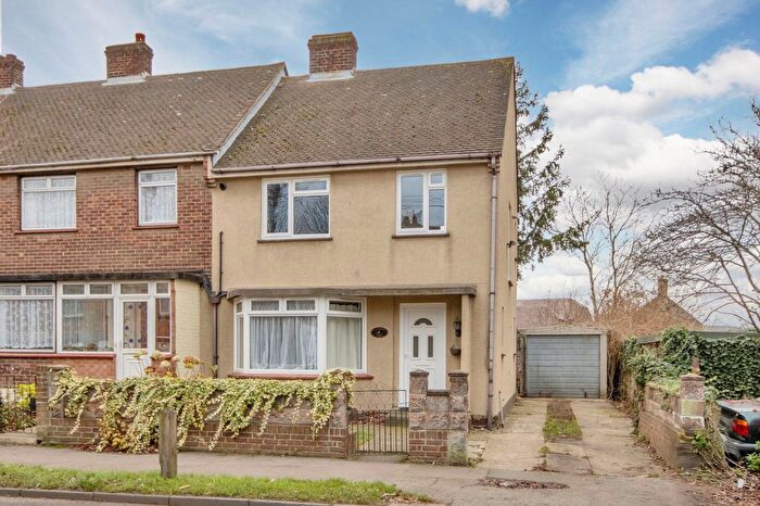 3 Bedroom End Of Terrace House For Sale In Alkerden Lane, Swanscombe, DA10