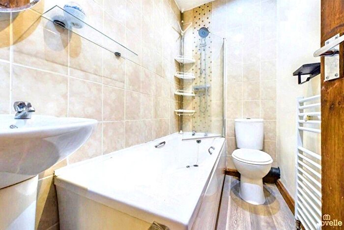 2 Bedroom Terraced House For Sale In Clapsons Lane, North Lincolnshire, Barton-upon-Humber, Lincolnshire, DN18