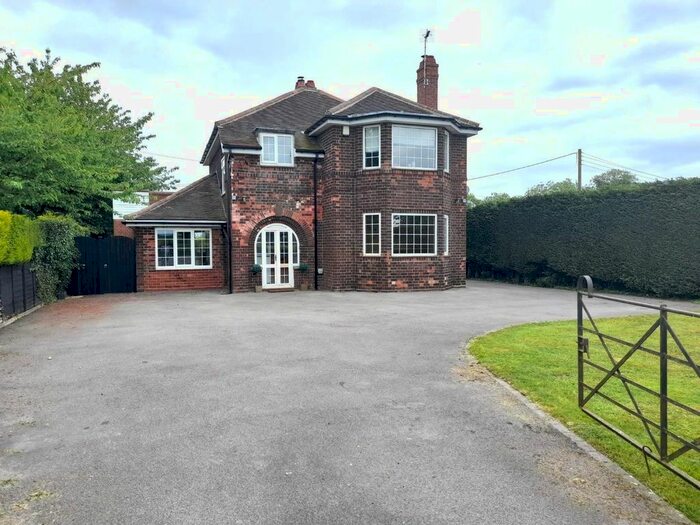 4 Bedroom Detached House For Sale In Bar Road, Saundby, Retford, DN22
