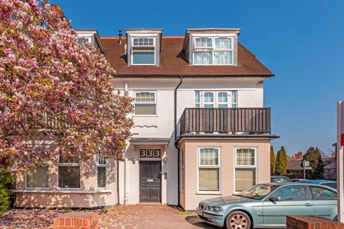 1 Bedroom Flat For Sale In Ewell Road, Surbiton, KT6
