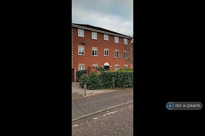1 Bedroom Flat To Rent In Finbars Walk, Ipswich, IP4