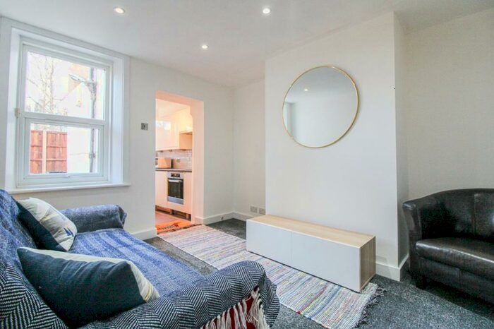 1 Bedroom Apartment To Rent In Clyde Road, Croydon, CR0