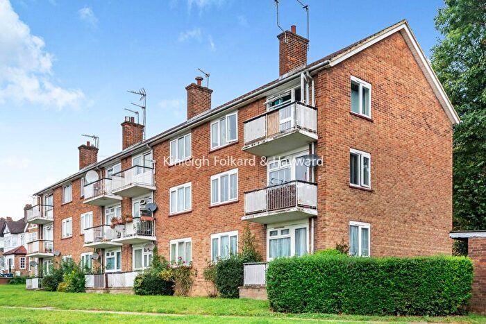 1 Bedroom Flat To Rent In Victoria Grove, London, N12