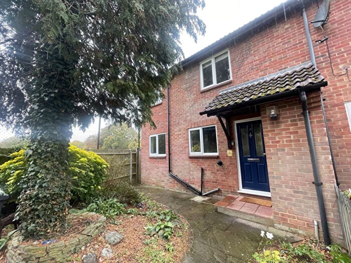 3 Bedroom Terraced House To Rent In Brickfield Road, Coopersale, CM16