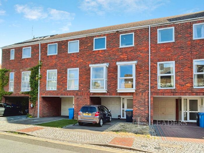 3 Bedroom Terraced House For Sale In New Street, Poole, Dorset, BH15