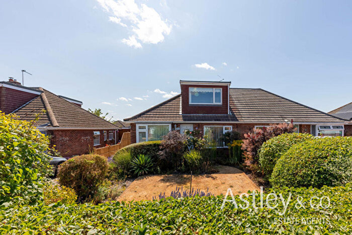3 Bedroom Semi-Detached House For Sale In Falcon Road West, Sprowston, Norwich, NR7